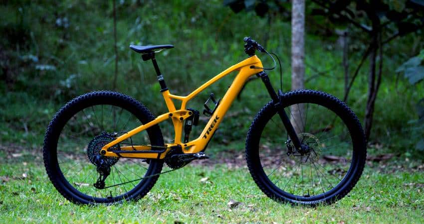 What is an e-mountainbike